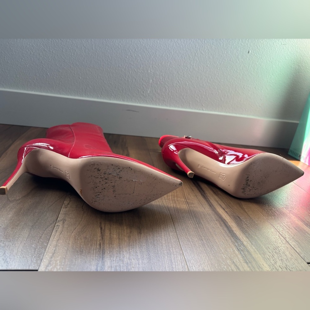 Gianvito Rossi Red Patent Leather Pointed-Toe Ankle Booties - Picture 2 of 5